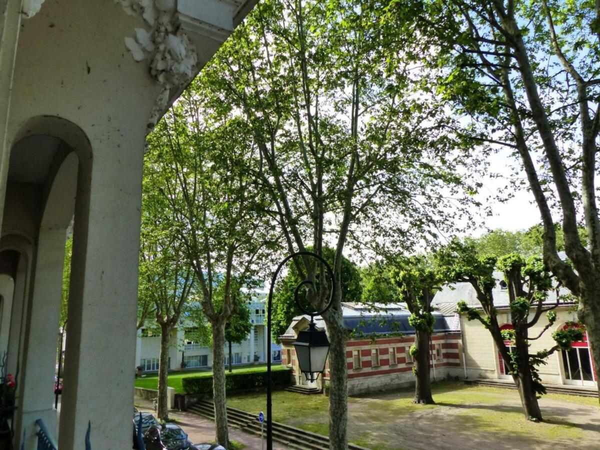 Appartement Elegant Et Confortable Au Coeur De Vichy, Pres De L'Opera Et Des Parcs Napoleon III - Fr-1-489-303 Eksteriør billede