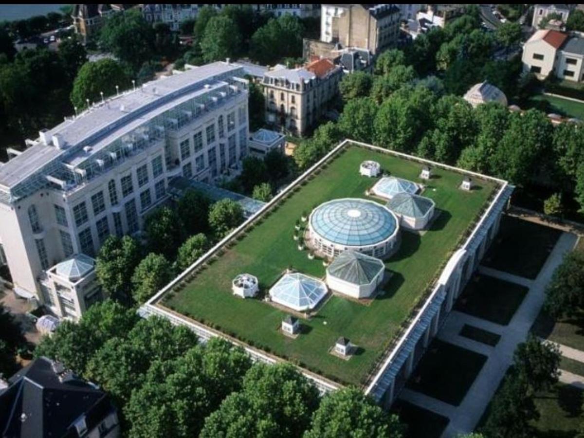 Appartement Elegant Et Confortable Au Coeur De Vichy, Pres De L'Opera Et Des Parcs Napoleon III - Fr-1-489-303 Eksteriør billede